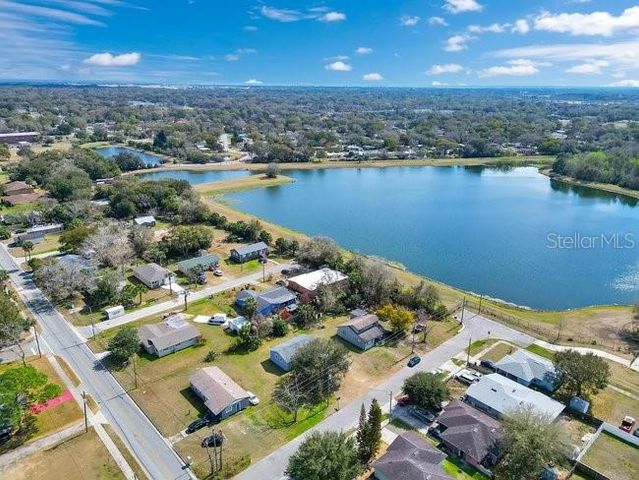 1809 PEAR AVENUE, Sanford, FL 32771