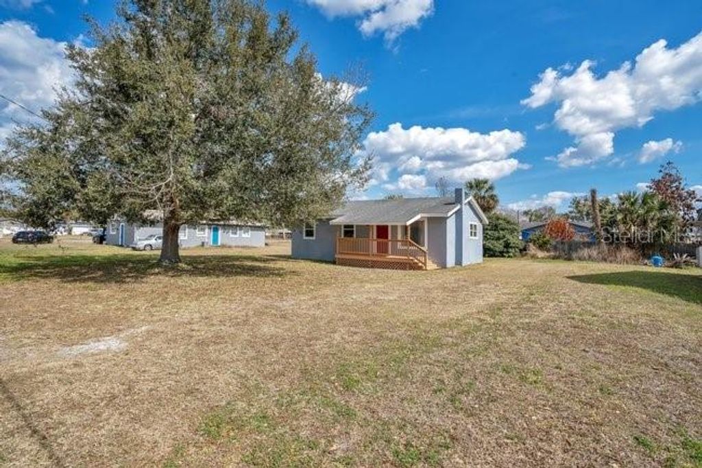 Image 2 of property listing at 1809 PEAR AVENUE, Sanford, FL 32771