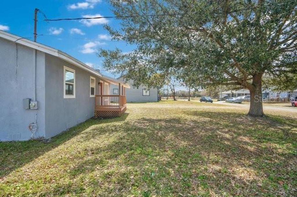 Image 20 of property listing at 1809 PEAR AVENUE, Sanford, FL 32771