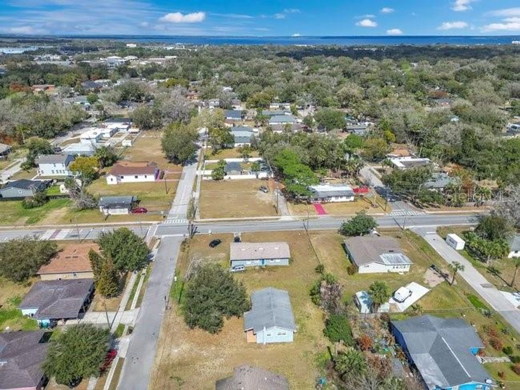 Image 26 of property listing at 1809 PEAR AVENUE, Sanford, FL 32771