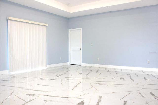 9302 N 18TH STREET, Tampa, FL 33604