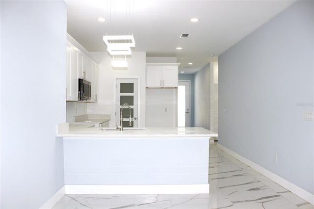 9302 N 18TH STREET, Tampa, FL 33604