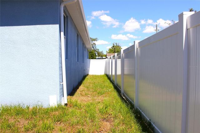 9302 N 18TH STREET, Tampa, FL 33604