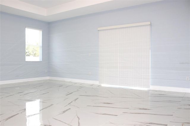 9302 N 18TH STREET, Tampa, FL 33604
