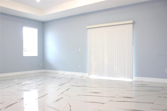 9302 N 18TH STREET, Tampa, FL 33604