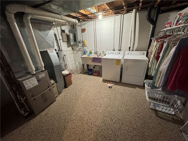 1313 Cross Street, Rostraver, PA 15012