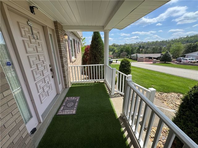 1313 Cross Street, Rostraver, PA 15012