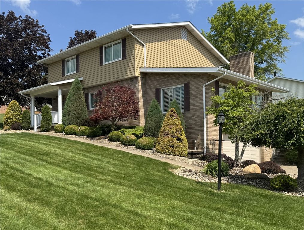 1313 Cross Street, Rostraver, PA 15012