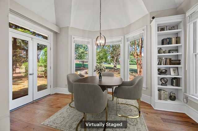 10 Torrey Pine Court, Spartanburg, SC 29306