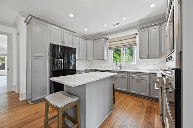 10 Torrey Pine Court, Spartanburg, SC 29306