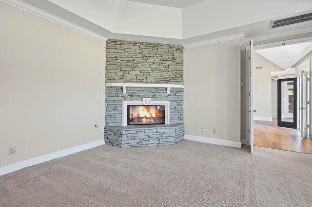 10 Torrey Pine Court, Spartanburg, SC 29306