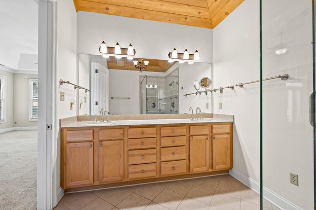 10 Torrey Pine Court, Spartanburg, SC 29306