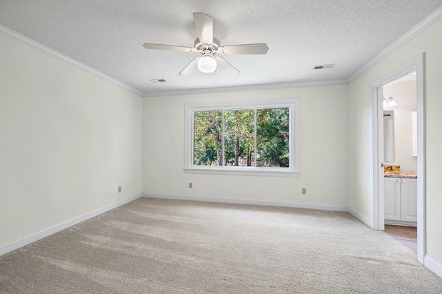 10 Torrey Pine Court, Spartanburg, SC 29306