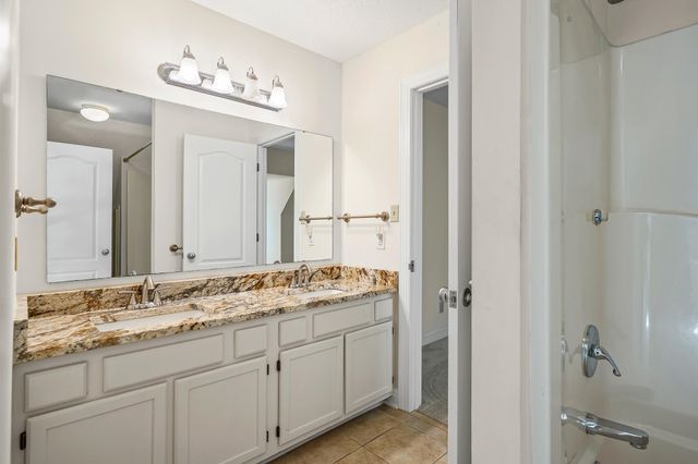 10 Torrey Pine Court, Spartanburg, SC 29306