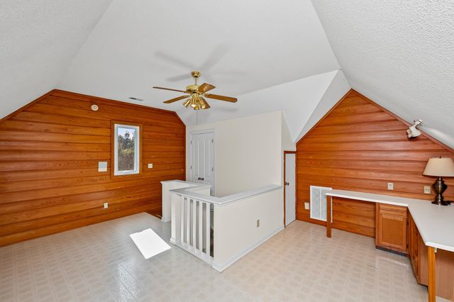 10 Torrey Pine Court, Spartanburg, SC 29306