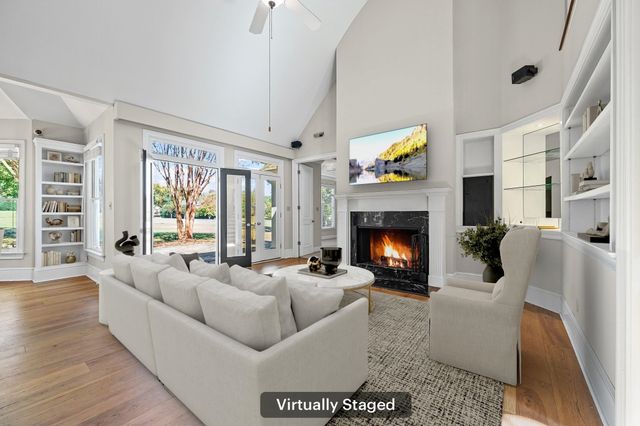 10 Torrey Pine Court, Spartanburg, SC 29306