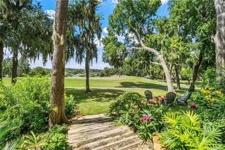 100 Cove W, Conroe, TX 77356