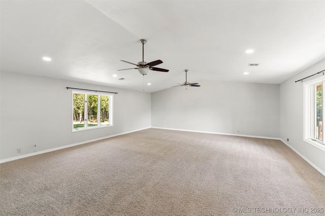 21788 S 4200 Road, Claremore, OK 74019