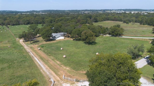 21788 S 4200 Road, Claremore, OK 74019