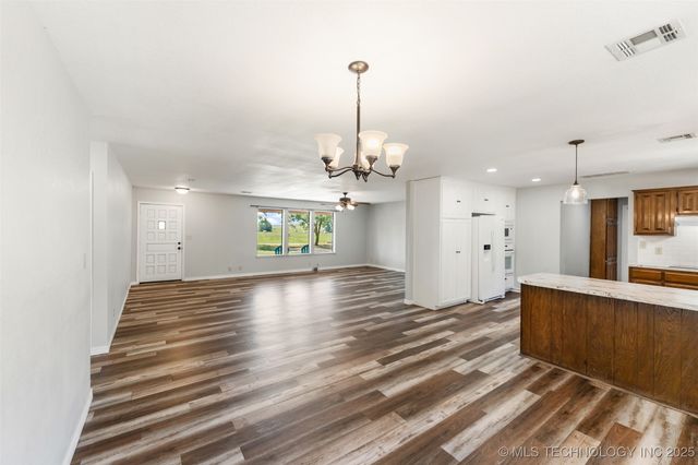 21788 S 4200 Road, Claremore, OK 74019