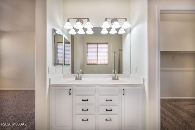 15741 S Camino Muesa, Sahuarita, AZ 85629