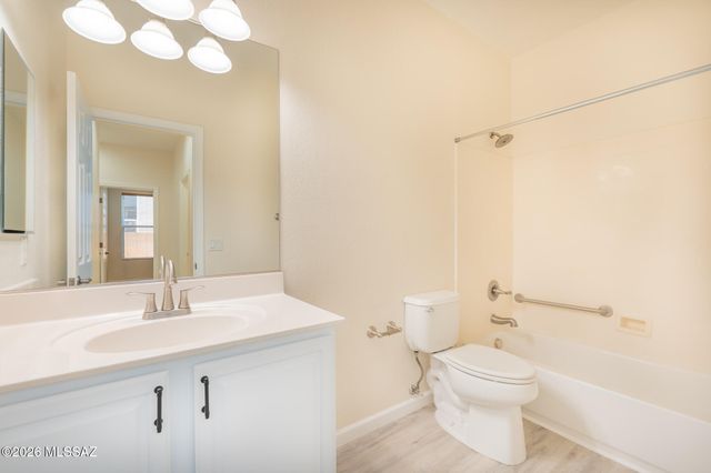 15741 S Camino Muesa, Sahuarita, AZ 85629