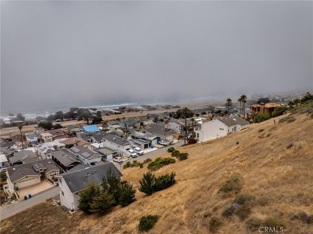 Image 4 of property listing at 2777 Richard Avenue, Cayucos, CA 93430