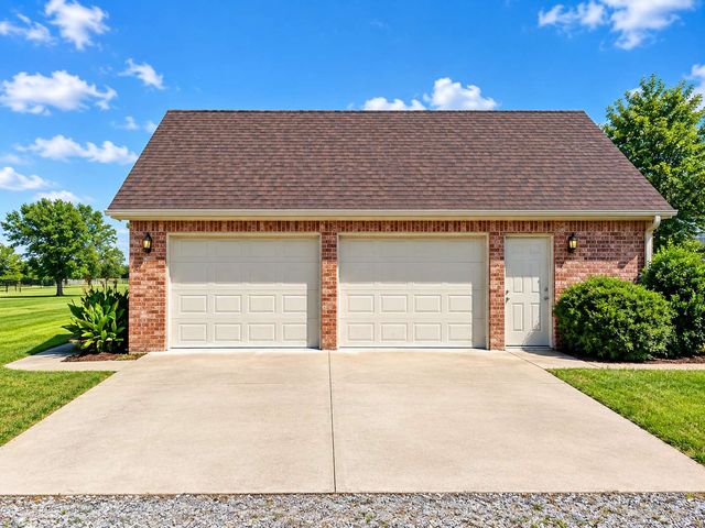 21800 E 450 Road, Pryor, OK 74361