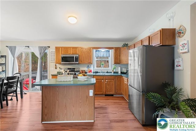 275 Estate Drive, Price Twp, PA 18302