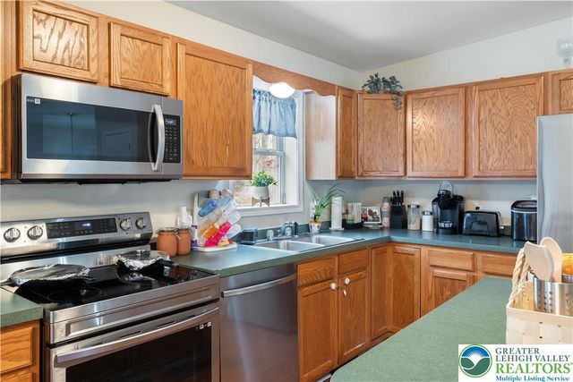 275 Estate Drive, Price Twp, PA 18302