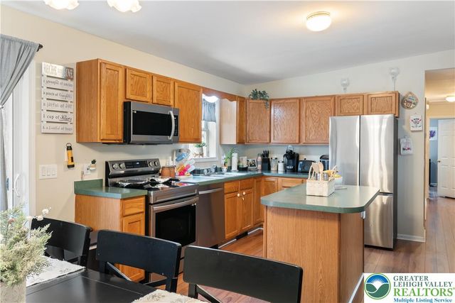 275 Estate Drive, Price Twp, PA 18302