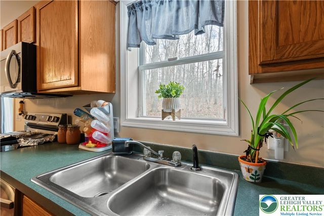 275 Estate Drive, Price Twp, PA 18302