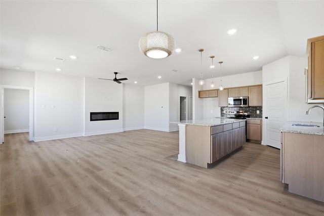 472 Peace Lily Way, Tolar, TX 76476