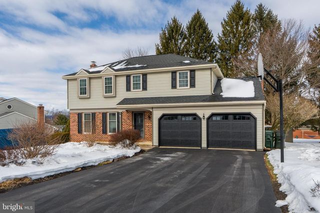 39 EASTBROOKE DR, Ephrata, PA 17522