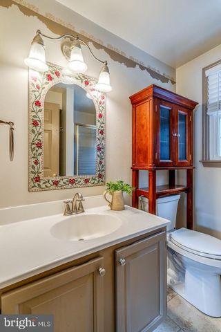 39 EASTBROOKE DR, Ephrata, PA 17522