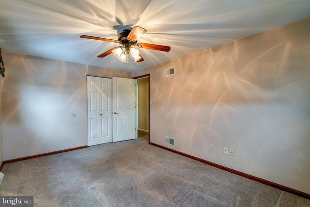 39 EASTBROOKE DR, Ephrata, PA 17522