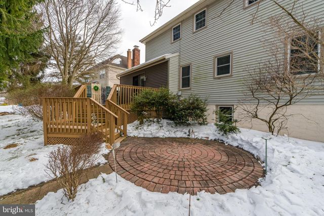 39 EASTBROOKE DR, Ephrata, PA 17522