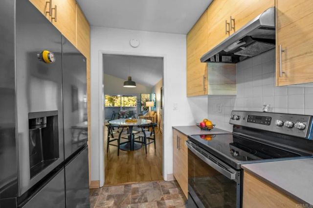 302 Windjammer Circle, Chula Vista, CA 91910