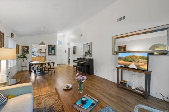 302 Windjammer Circle, Chula Vista, CA 91910