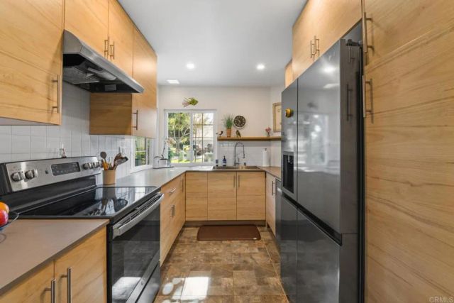 302 Windjammer Circle, Chula Vista, CA 91910