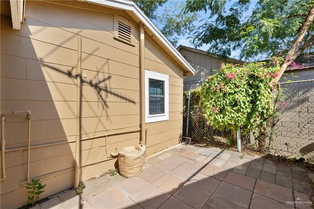 2129 Fir Avenue, Mcallen, TX 78501