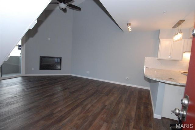 1321 Prospect Village Lane D, Ballwin, MO 63021