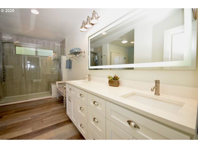 7835 BROOTEN MOUNTAIN Loop, Pacific City, OR 97135