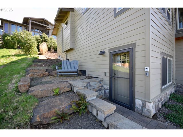 7835 BROOTEN MOUNTAIN Loop, Pacific City, OR 97135