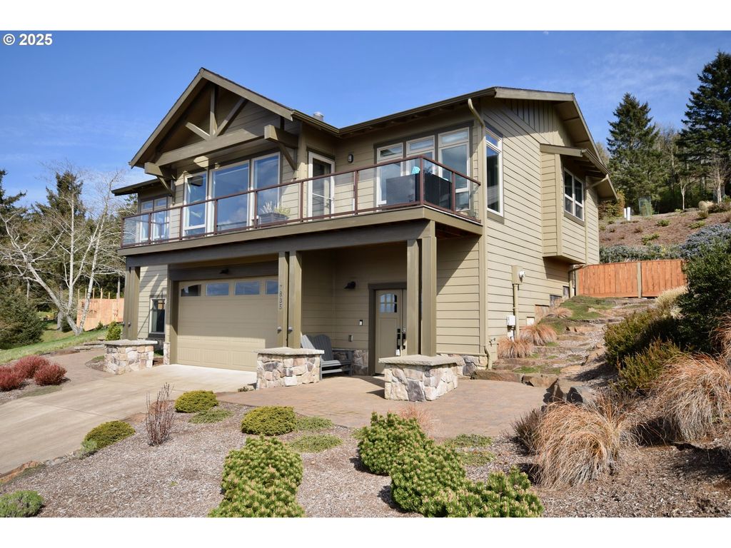 7835 BROOTEN MOUNTAIN Loop, Pacific City, OR 97135