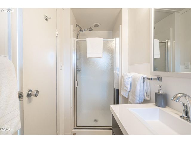 4239 Sw HIGHWAY 101, Lincoln City, OR 97367