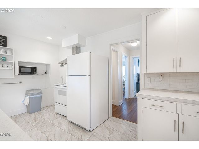 4239 Sw HIGHWAY 101, Lincoln City, OR 97367