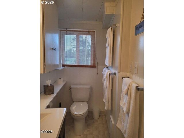 4239 Sw HIGHWAY 101, Lincoln City, OR 97367