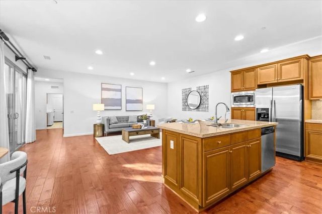 70 City Stroll, Irvine, CA 92620