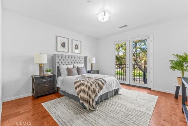 70 City Stroll, Irvine, CA 92620